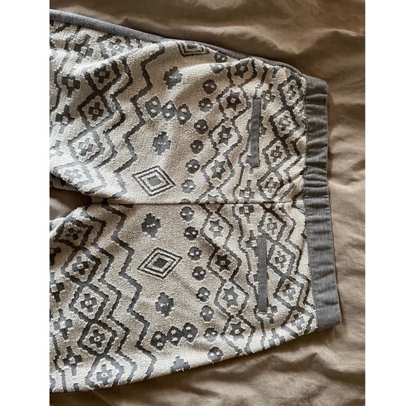 Women’s Joggers - Picture 3 of 3